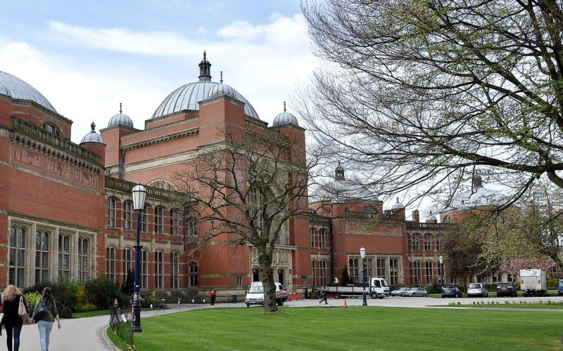 16391436740_University-of-Birmingham-pic.jpg