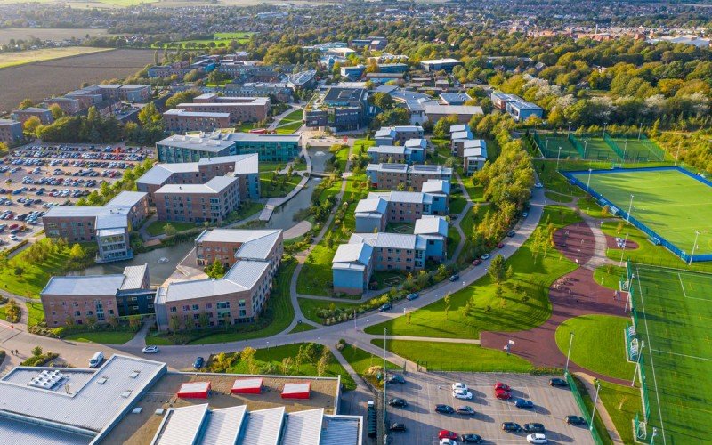 1642678233Edge-hill-campus-2.jpg