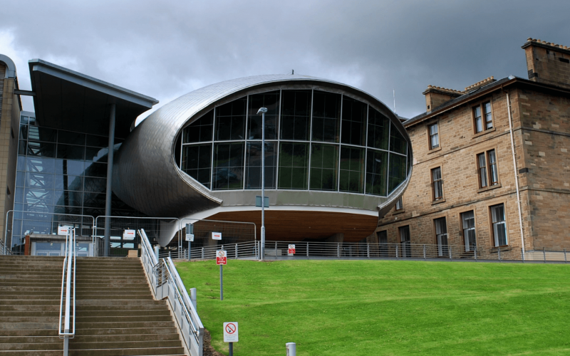 1643272890Edinburgh-Napier-University-1.png